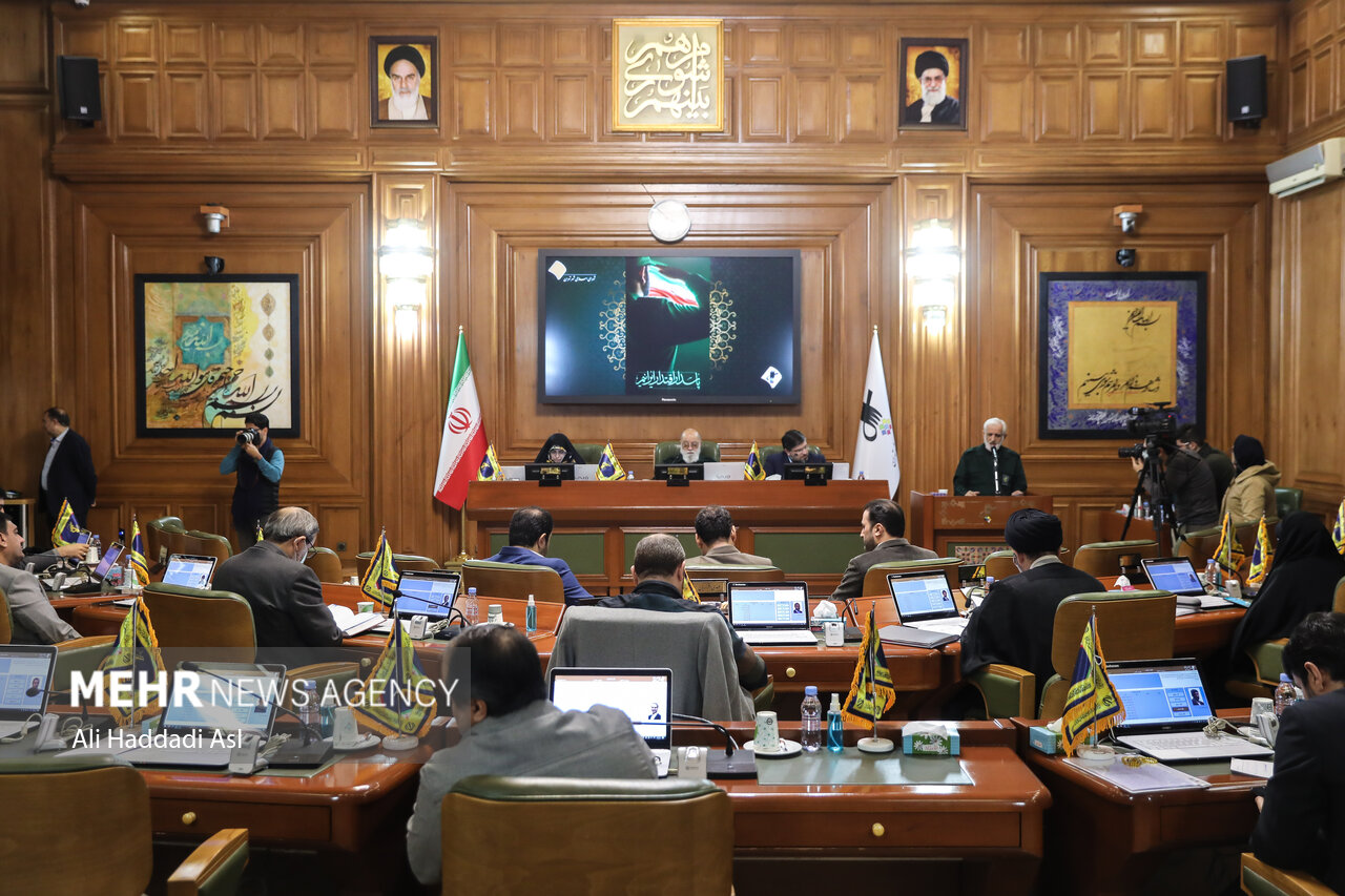 لزوم برگزاری مراسم و تجمعات در محلهای مشخص شده