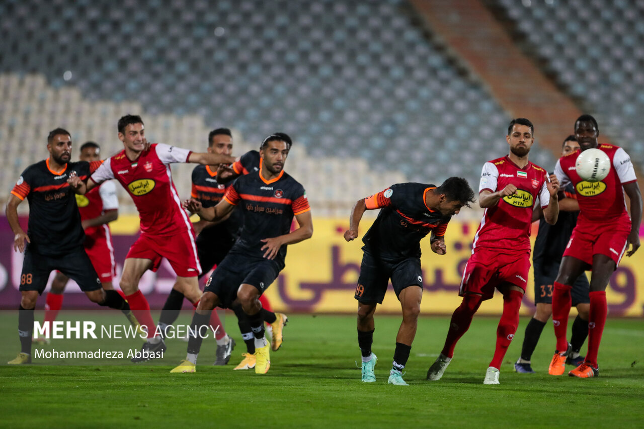 لغو سفر به استانبول برای اردوی پرسپولیس/ باشگاه در انتظار پول