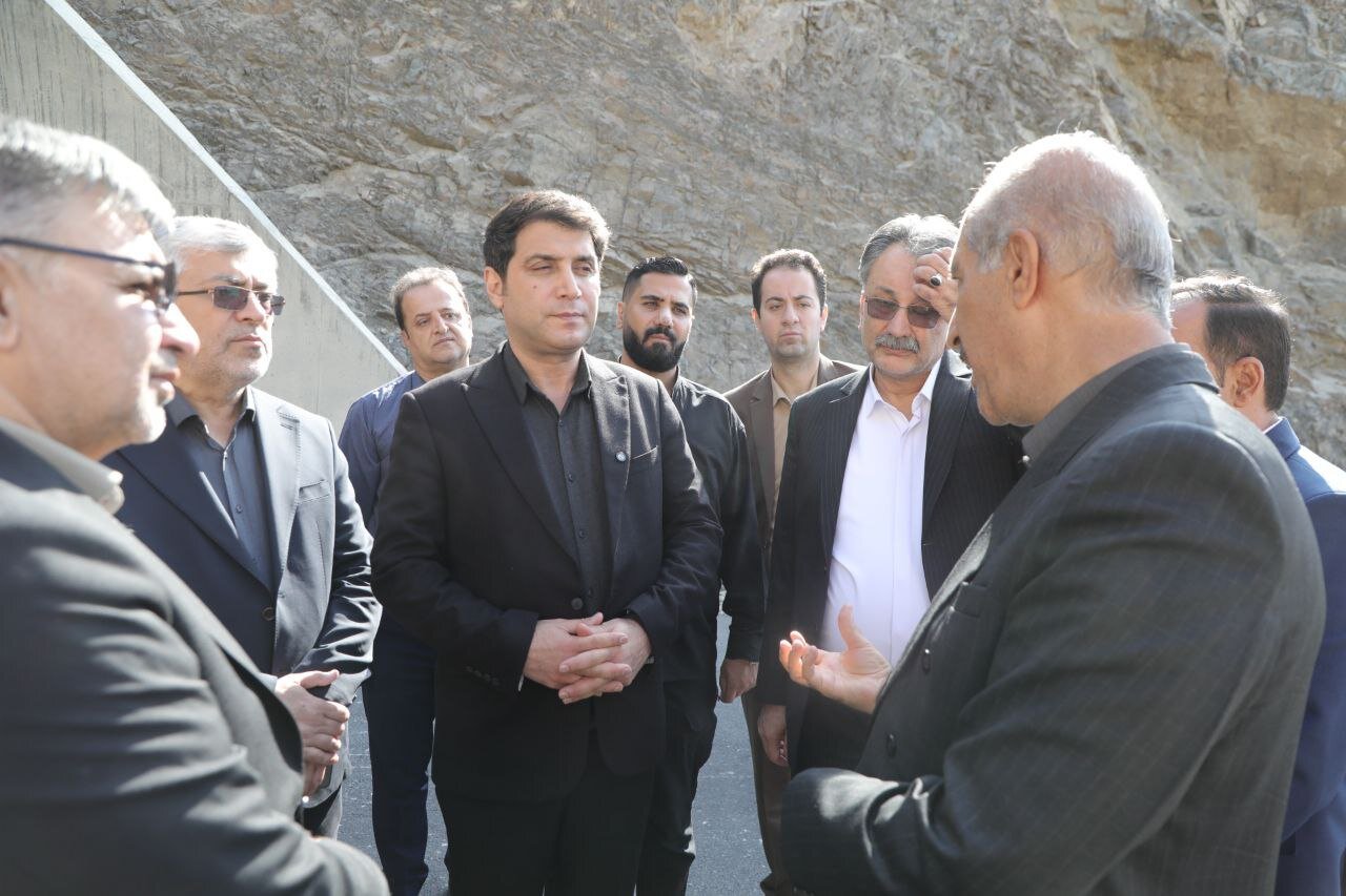 لهونی: تکمیل کریدور بزرگراهی غرب کشور به کاهش سوانح جادهای کمک میکند