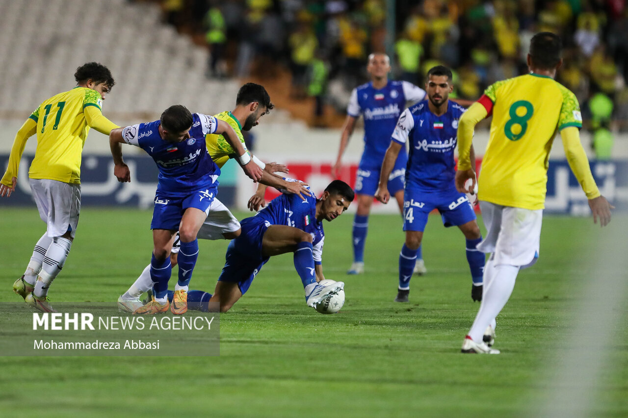 لیگ برای استقلال تمام شده است/ قرارداد ساپینتو نباید تمدیدشود!