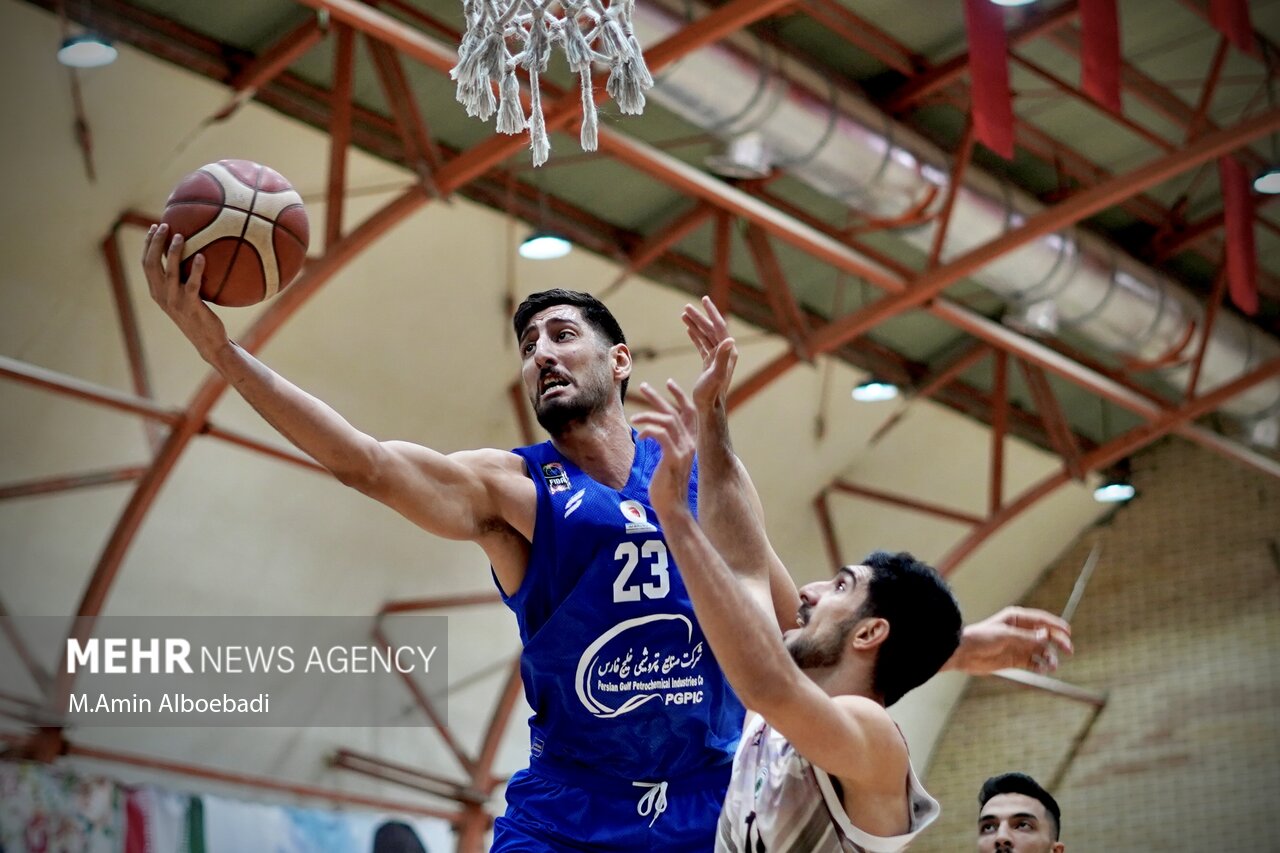 لیگ برتر بسکتبال – رعد پدافند اصفهان و استقلال تهران