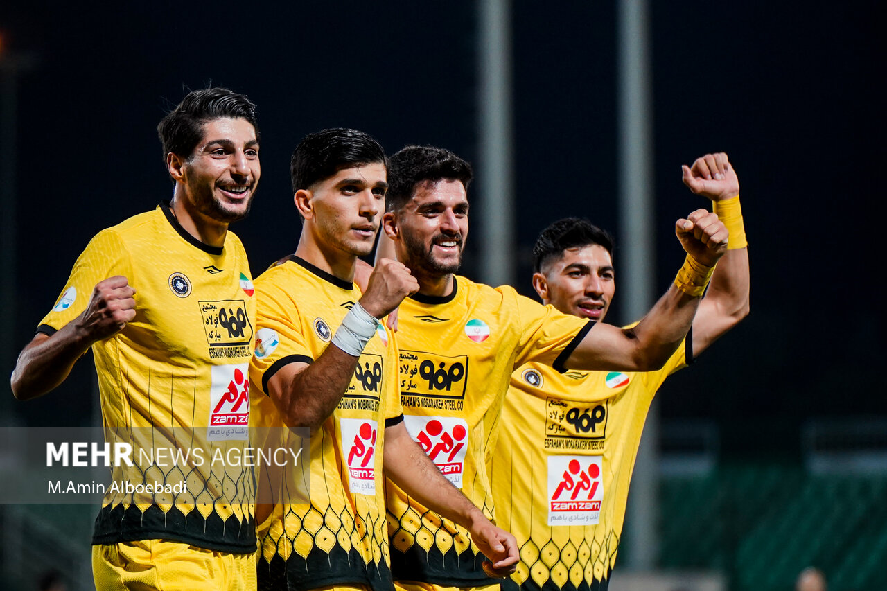 لیگ برتر فوتبال – ذوب‌آهن و سپاهان