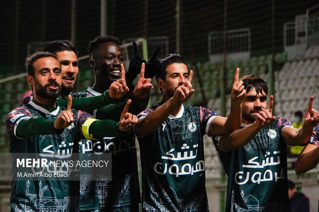 لیگ برتر فوتبال – ذوب‌آهن و ملوان