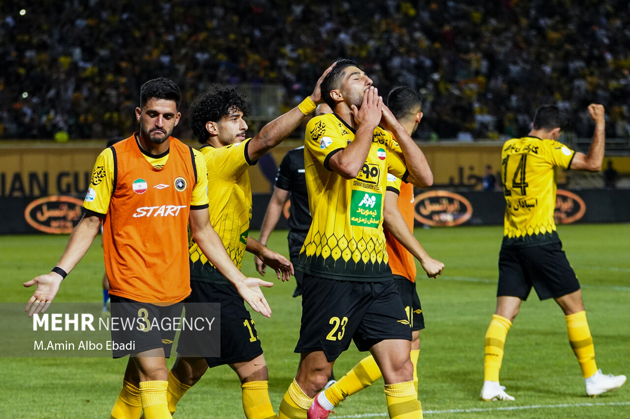 لیگ برتر فوتبال – سپاهان و استقلال