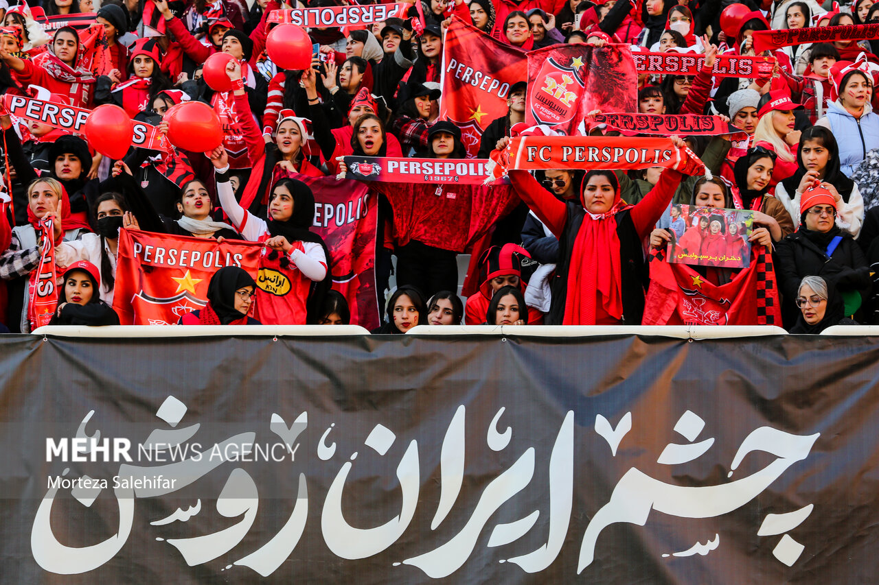 لیگ برتر فوتبال – سپاهان و پرسپولیس