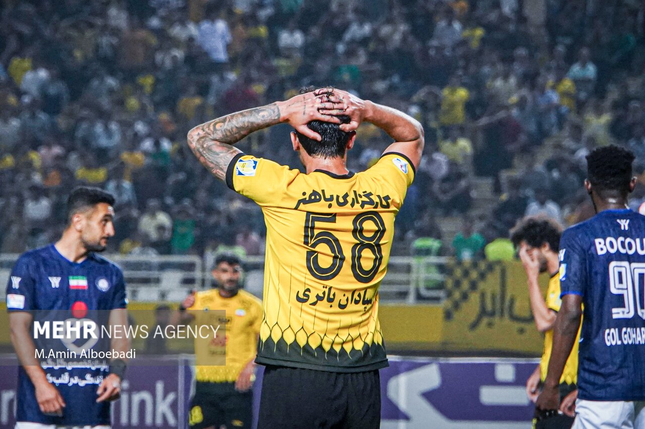 لیگ برتر فوتبال – سپاهان و گلگهر سیرجان