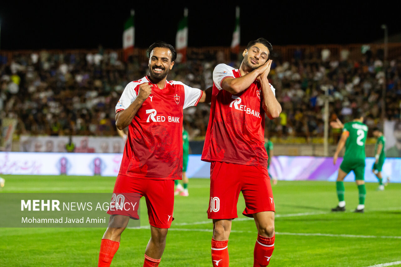 لیگ برتر فوتبال – شمس آذر و پرسپولیس