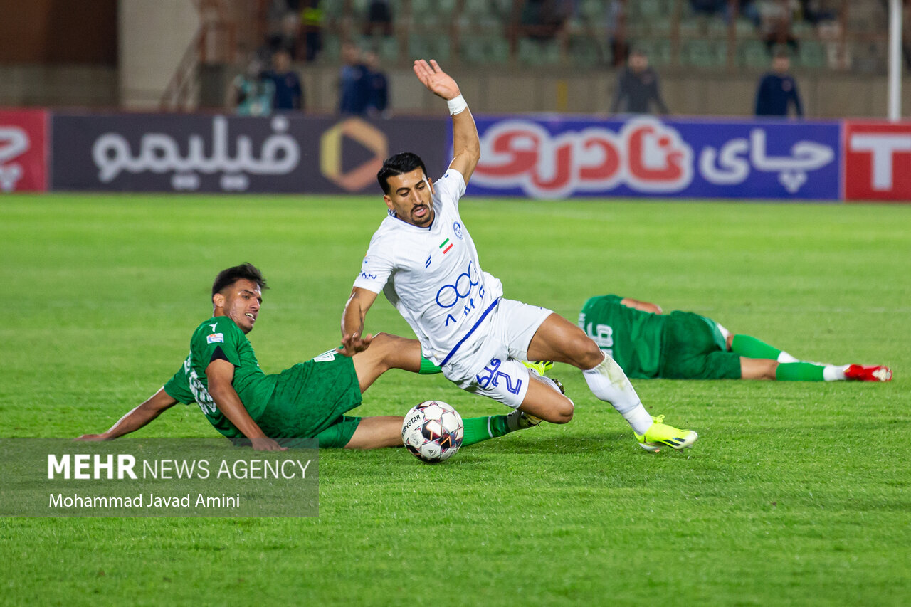 لیگ برتر فوتبال – شمس‌آذر و استقلال