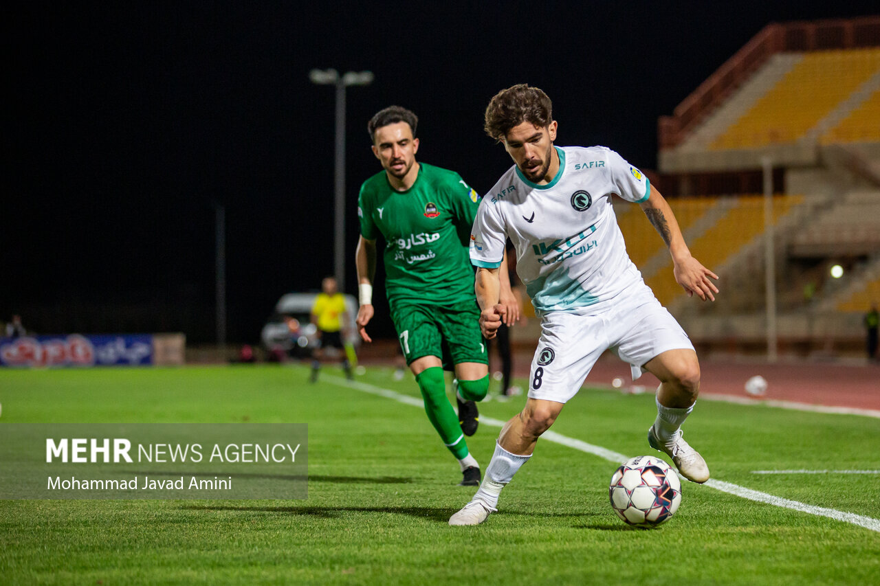 لیگ برتر فوتبال – شمس‌آذر و پیکان