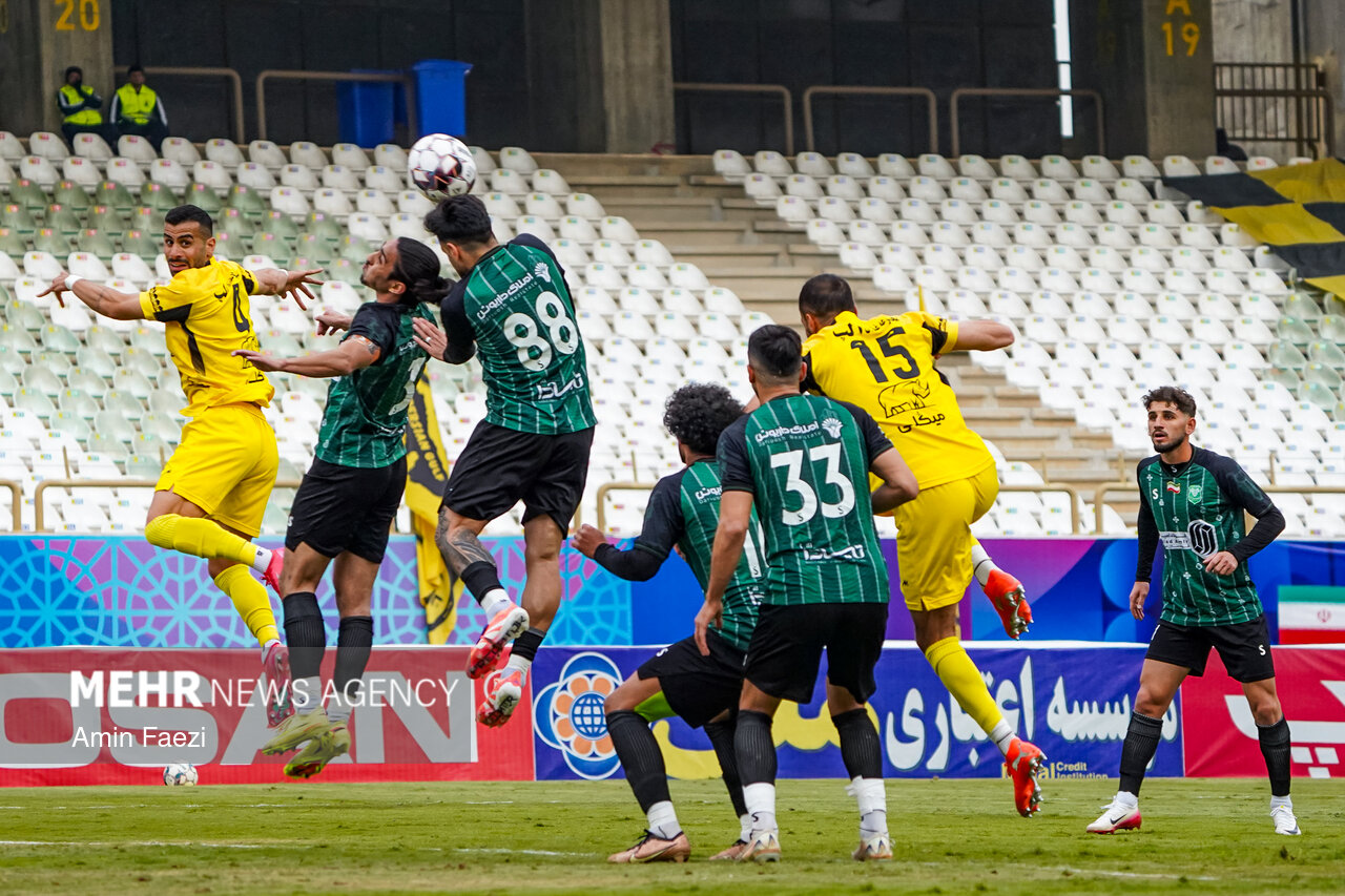 لیگ برتر فوتبال – فجرسپاسی و خیبر