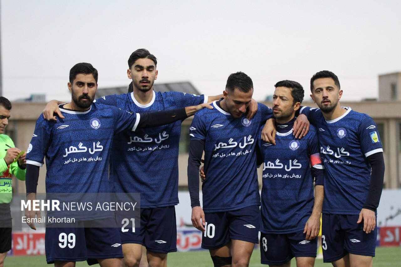 لیگ برتر فوتبال – گل گهر و فجرشهید سپاسی