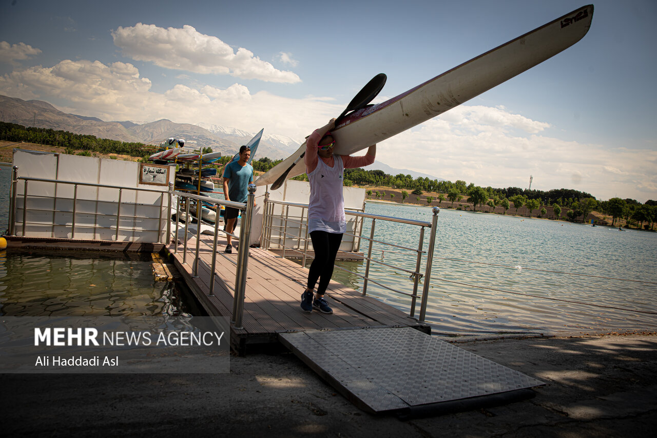 لیگ برتر قایقرانی روئینگ بانوان