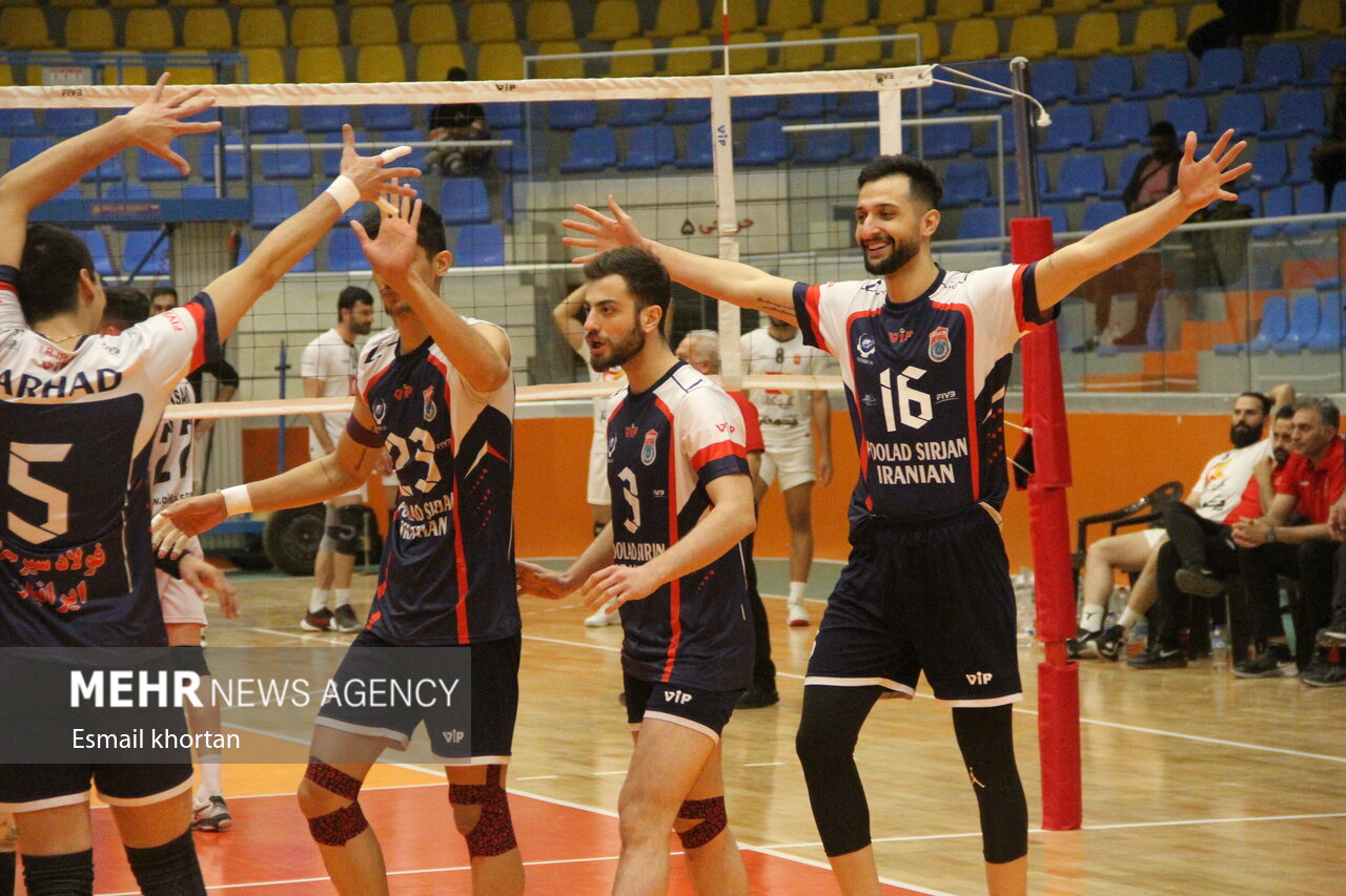 لیگ برتر والیبال – فولاد سیرجان و گیتی پسند