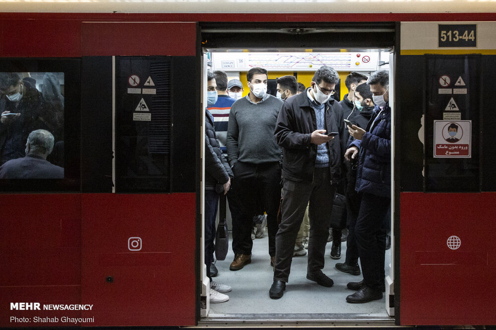 ماجرای نصب پرده در واگنهای مترو چه بود؟