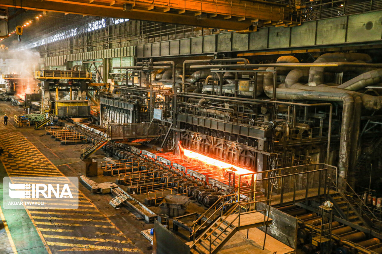 ماموریت شعبه خاص قوه قضاییه برای بررسی پرونده تخلفات فولاد مبارکه/متهمان ممنوع الخروج میشوند