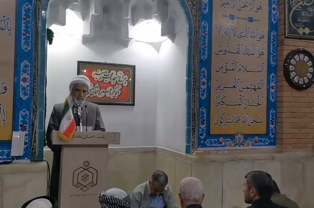 ماموستا رستمی: سخنان رهبر انقلاب فصلالخطاب برای همه ملت ایران است