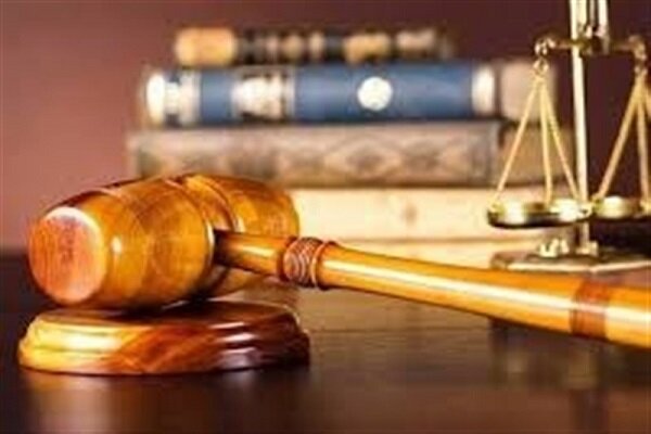متهم کلاهبرداری از بانوان کهنسال پایِ میز محاکمه