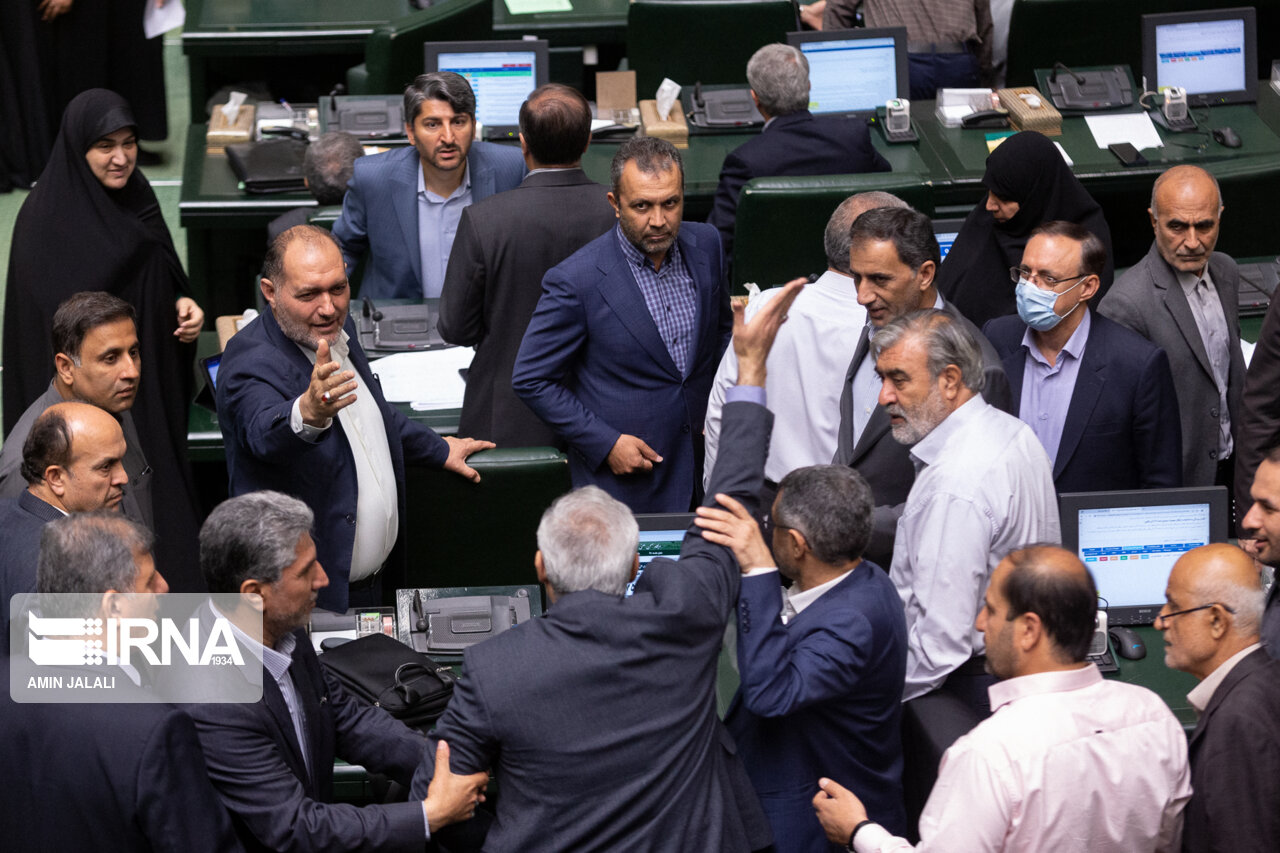 مجلس از عملکرد «دانشگاه تربیت دبیر شهید رجایی» تحقیق و تفحص می‌کند