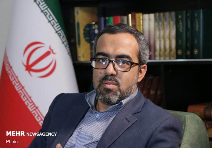مجلس دنبال قانونی کردن عرضه خودرو در بورس