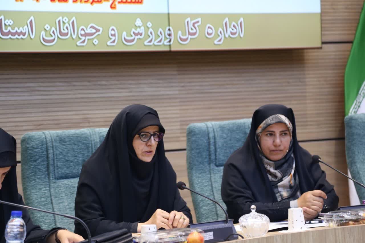 مجموعه ورزشی ۶ هزار نفری سنندج تا پایان پاییز تکمیل
شود