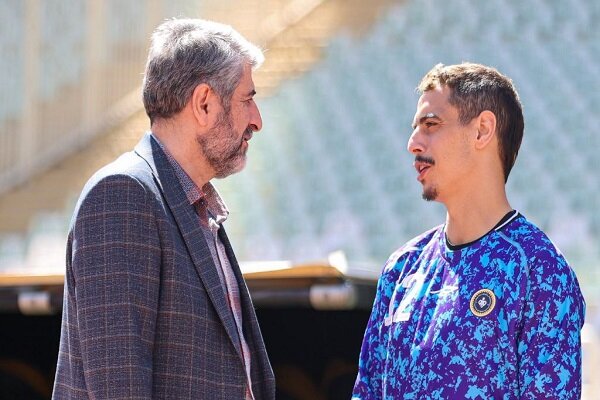 مجوز بازیکن جنجالی سپاهان صادر شد