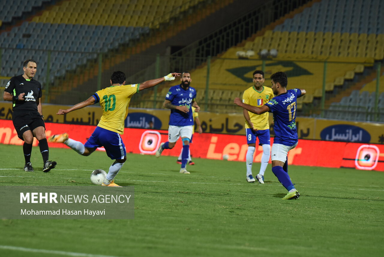 مجیدی از همه داشتههایش استفاده کند/ شرایط سپاهان مثل پیکان نیست