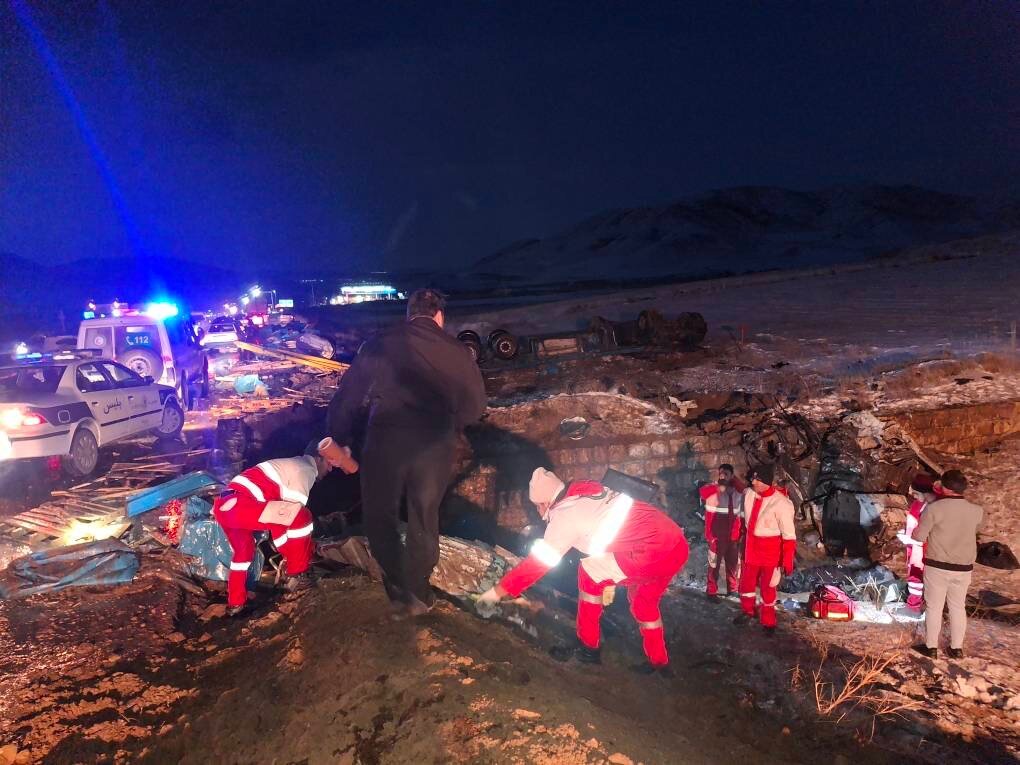 محبوبی: واژگونی تریلی در محور ارومیه _ سلماس یک فوتی برجای گذاشت