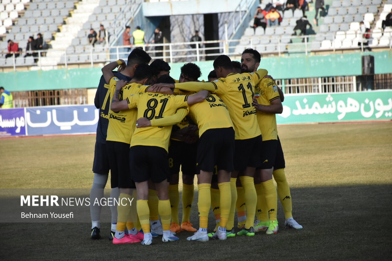 محرومیت بازیکن سپاهان لغو شد/ اعلام رای انضباطی چندبازیکن