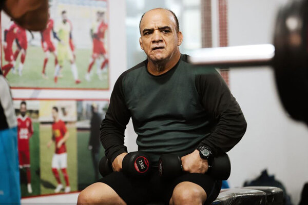 محسن کاوه از هدایت تیم ملی کشتی آزاد استعفا داد