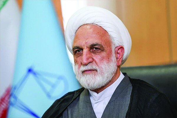 محسنیاژهای: آموزههای دفاع مقدس راه برون رفت از مشکلات است