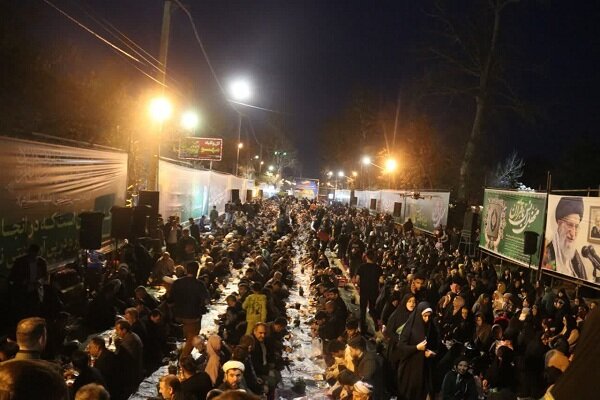 محفل انس و افطاری مقاومت با طعم وحدت و همدلی در آذربایجان غربی