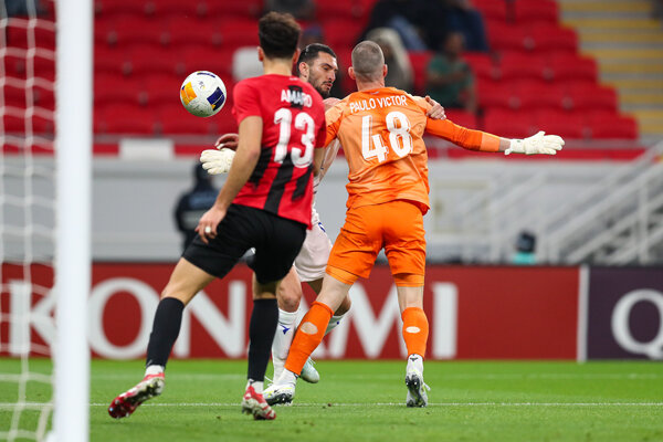 محمد نوری: برخی خودیها مثل مار در آستین به استقلال لطمه میزنند