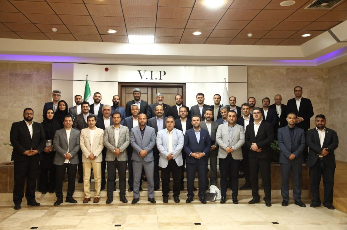 محمد پولادگر: فدراسیون ره شش ساله را شش ماهه رفت