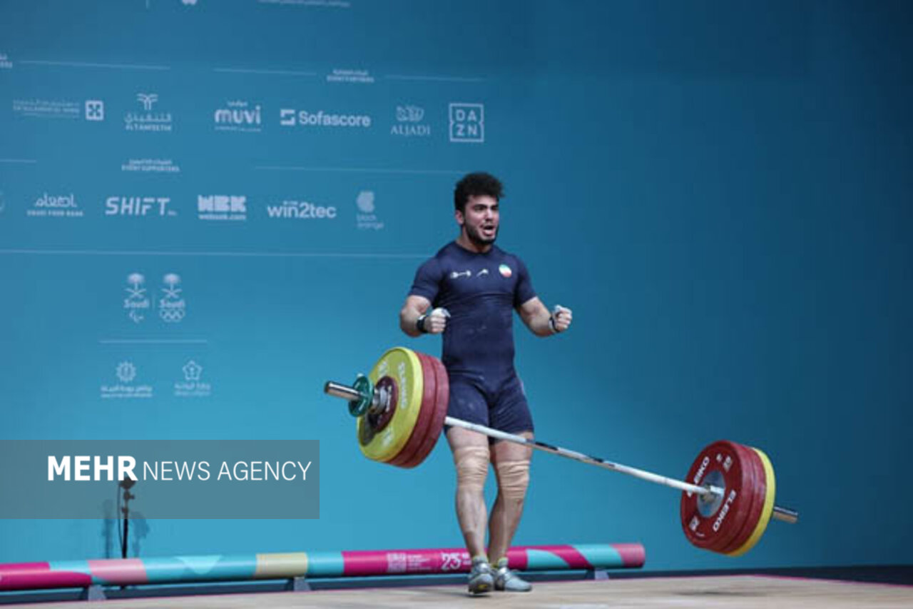 محمدپور: وزنهبرداری در مسیر اشتباه است/ نتیجه قهرمانی جهان واقعی نبود