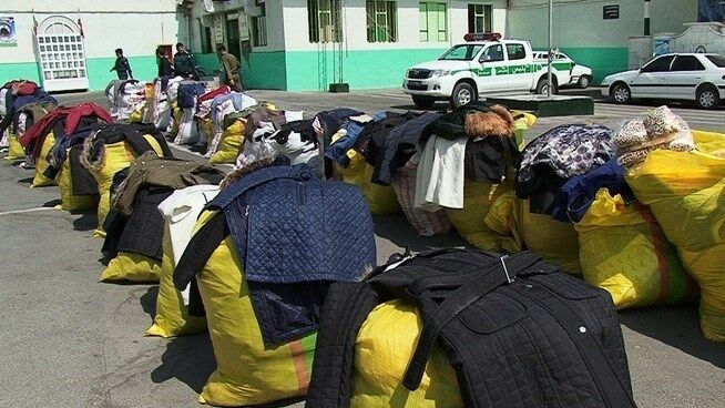 محموله پوشاک قاچاق در قم کشف شد