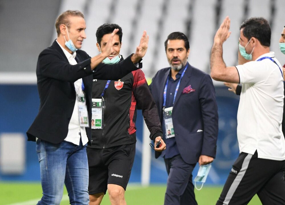 مخالفت سرمربی پرسپولیس با حضور کریم باقری در اردوی تیم ملی ایران