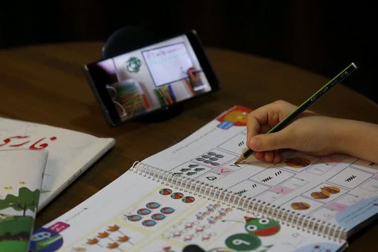 مدارس تهران فردا باز هم غیر حضوری میشود؟