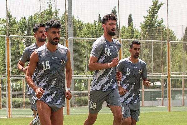 مدافع سپاهان در آستانه جدایی؟