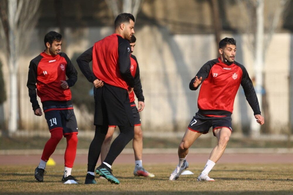 مدافع محبوب گل محمدی به پرسپولیس نمی آید