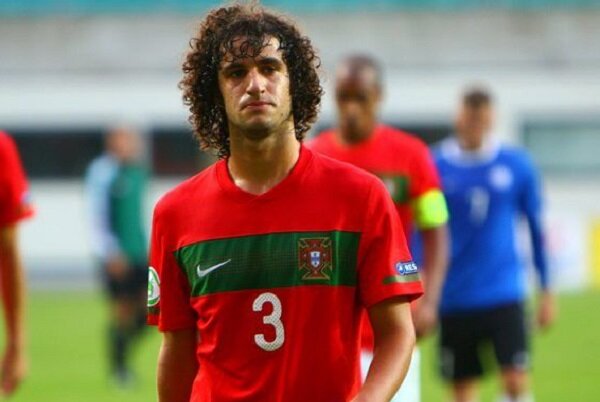 مدافع پرتغالی به تراکتور پیوست