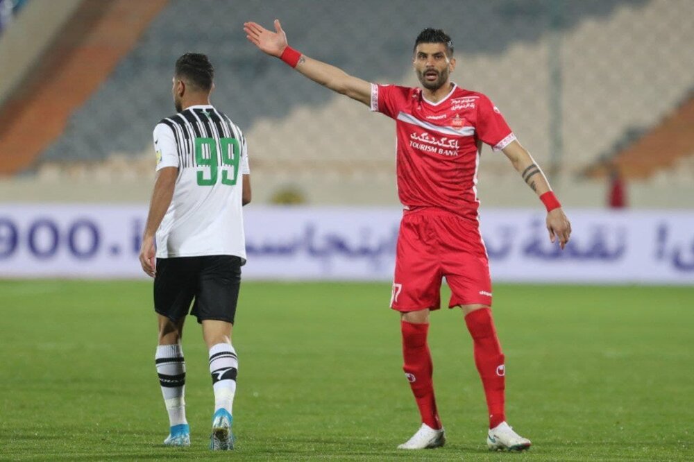 مدافع پرسپولیس شاگرد گزینه سرمربیگری استقلال تهران می‌شود