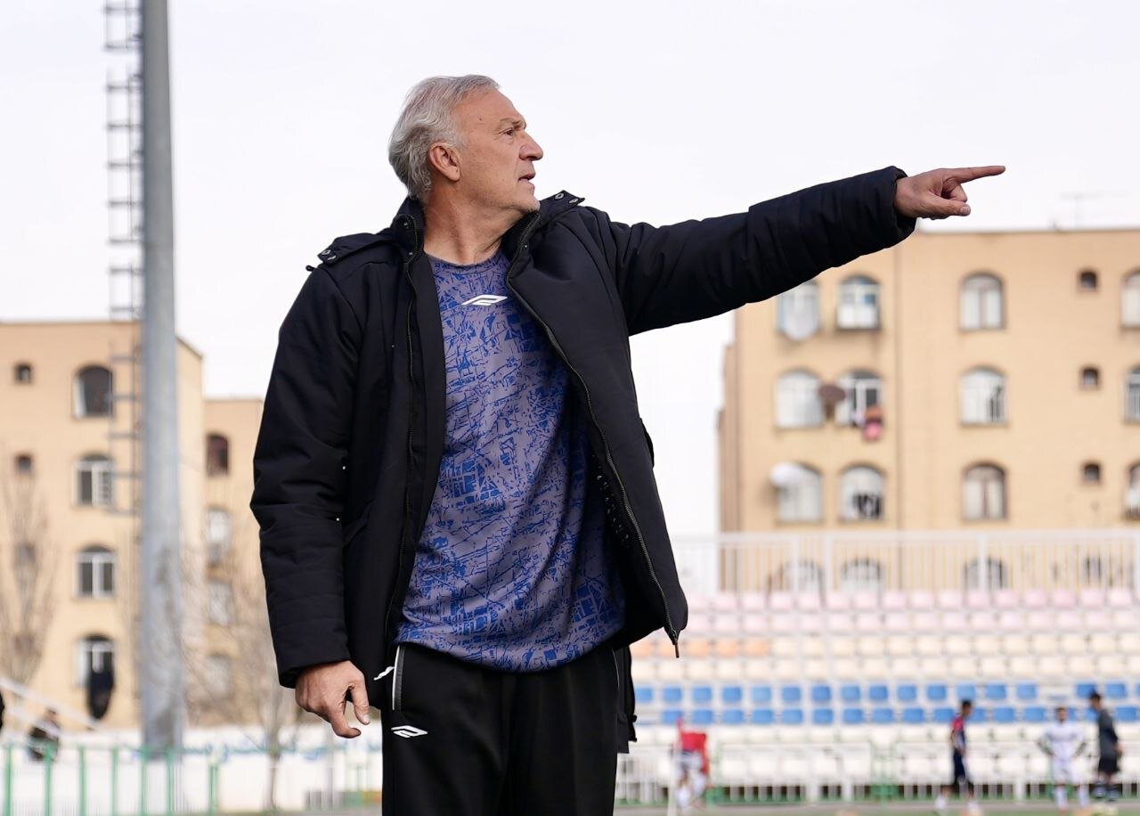 مدیر آکادمی تراکتور:بازیکن پس از ۱۸سالگی پسرفت میکند