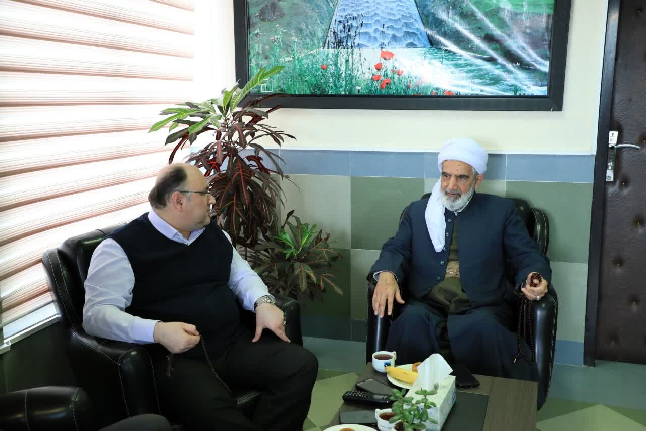 مدیران با آیندهنگری در شرایط بحرانی مدبرانه و جهادی عمل کنند