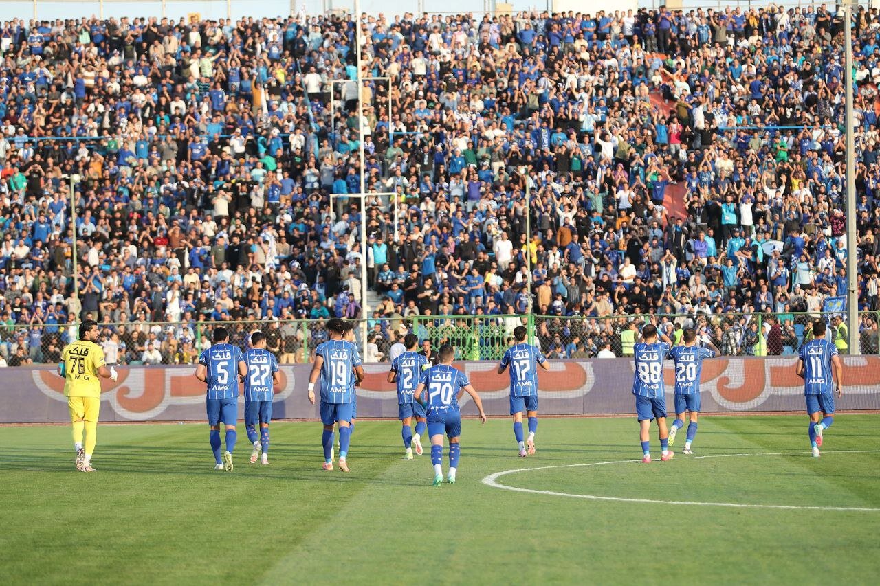 مدیران خائن نباید به استقلال برگردند/ همه کار می کنند تا پرسپولیس ببرد