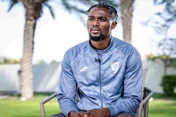 مذاکرات فشرده استقلال با مهاجم آفریقایی