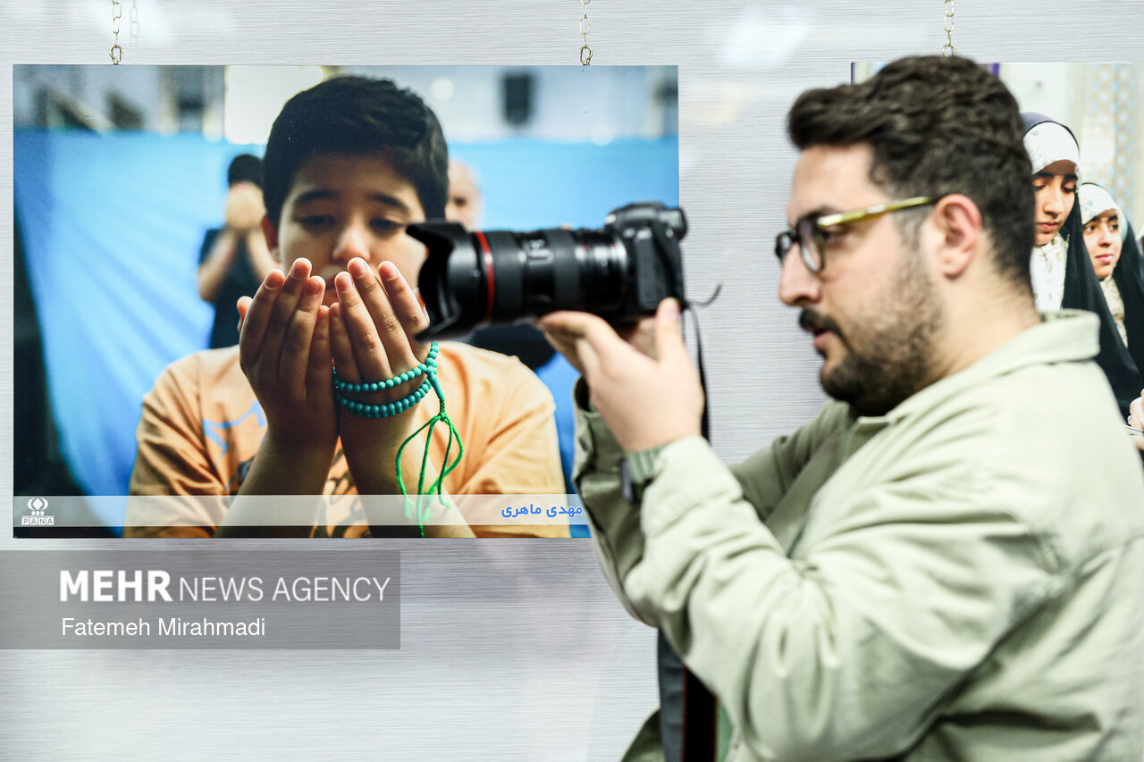 مراسم اختتامیه و نمایشگاه آثار برگزیده پویش نوراوی اعتکاف