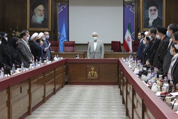 مراسم تحلیف ۲۶ نفر از مشاوران خانواده قوه قضائیه برگزار شد