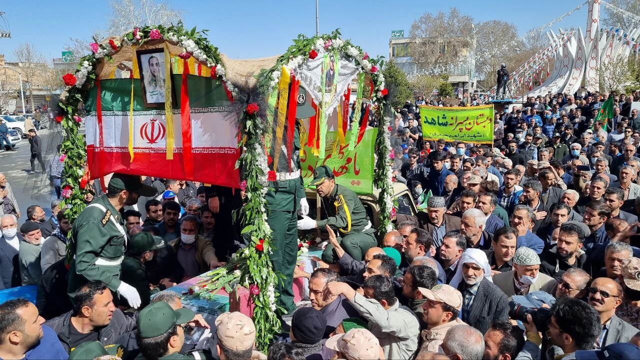 مراسم تشییع پیکر شهید مدافع حرم «میلاد حیدری» درقروه