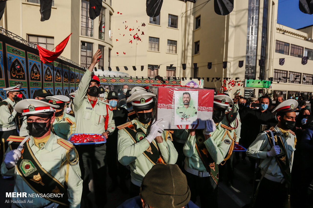 مراسم تشییع پیکر شهید یاسر طاهری