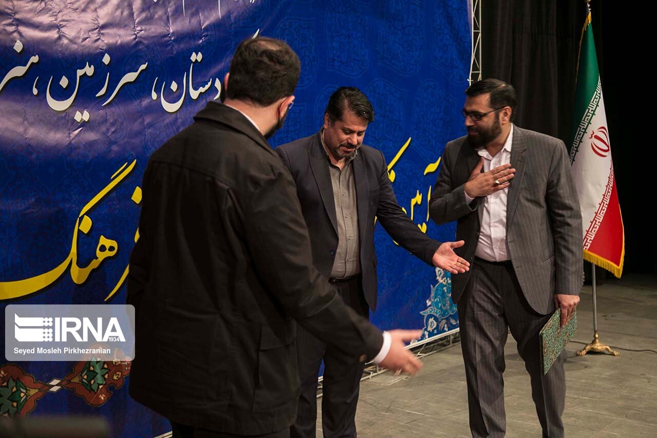 مراسم تقدیر و معارفه مدیرکل فرهنگ و ارشاد اسلامی کردستان